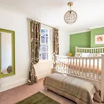 Flat 2 Peter Lane Cosy 1-bed Flat In The Heart Of Centre - Pass The Keys