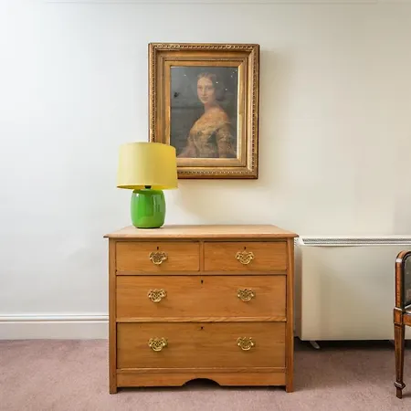 Flat 2 Peter Lane Cosy 1-bed Flat In The Heart Of Centre - Pass The Keys Apartmán